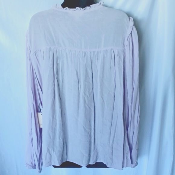 NWT Lauren Conrad Lavender boho top, sequin embellished, tie neck - Picture 4 of 6